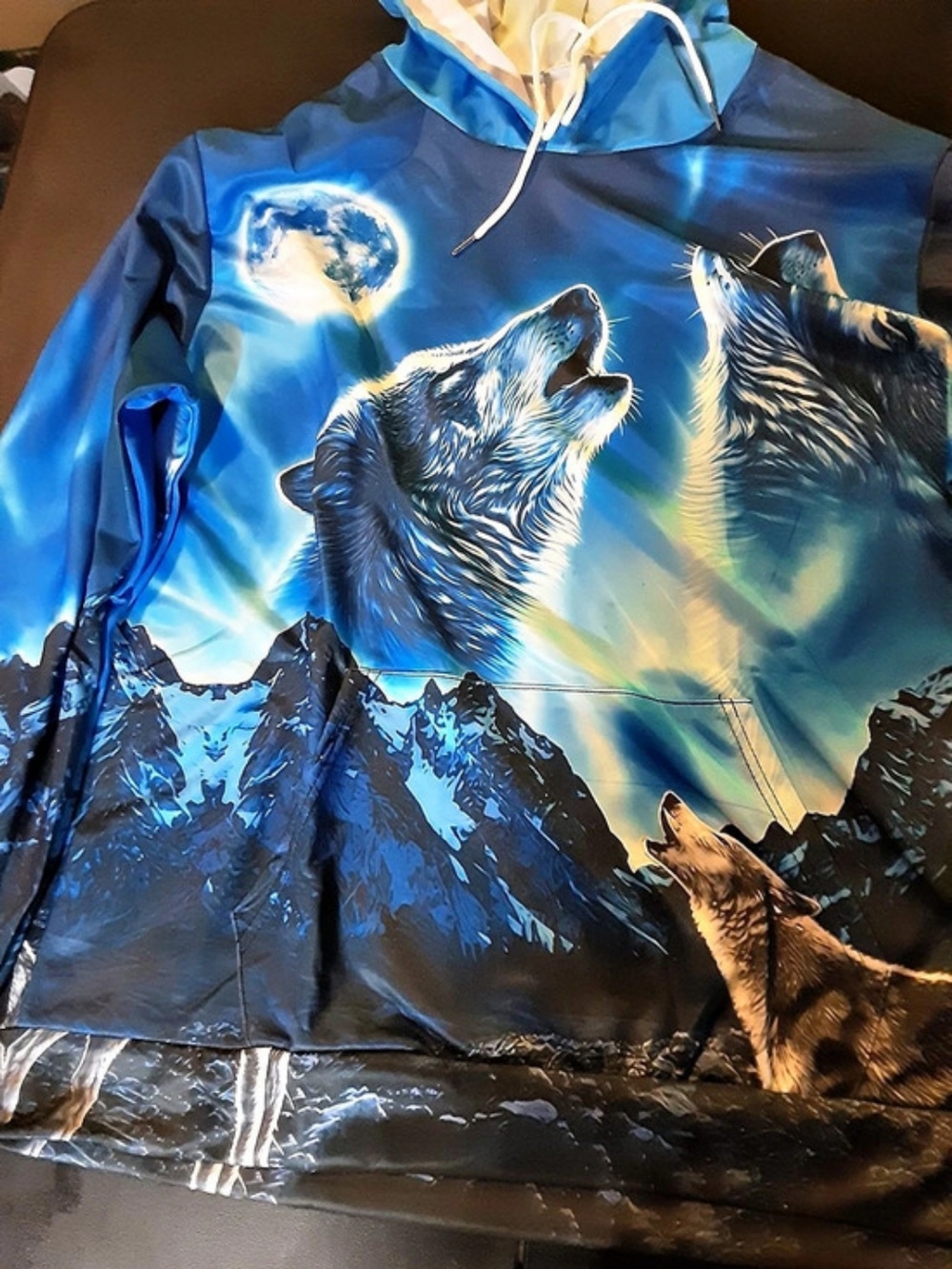 Wolf Mountain Print Hooded Jacket